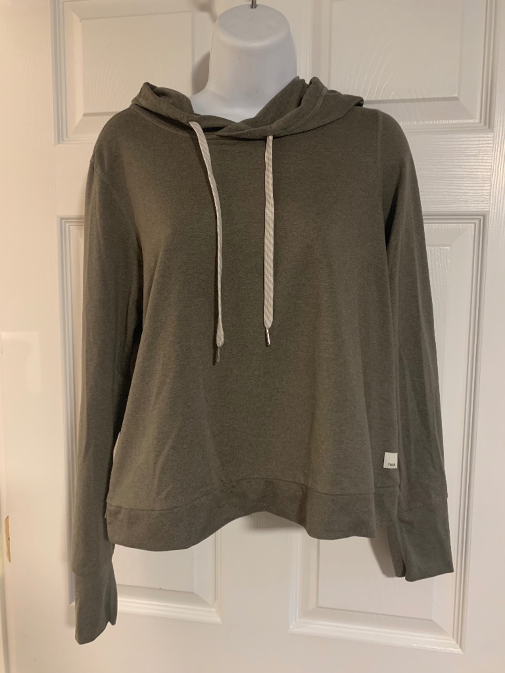 Vuori Halo Essential Hoodie DreamKnit Pullover Sweatshirt Heather Olive